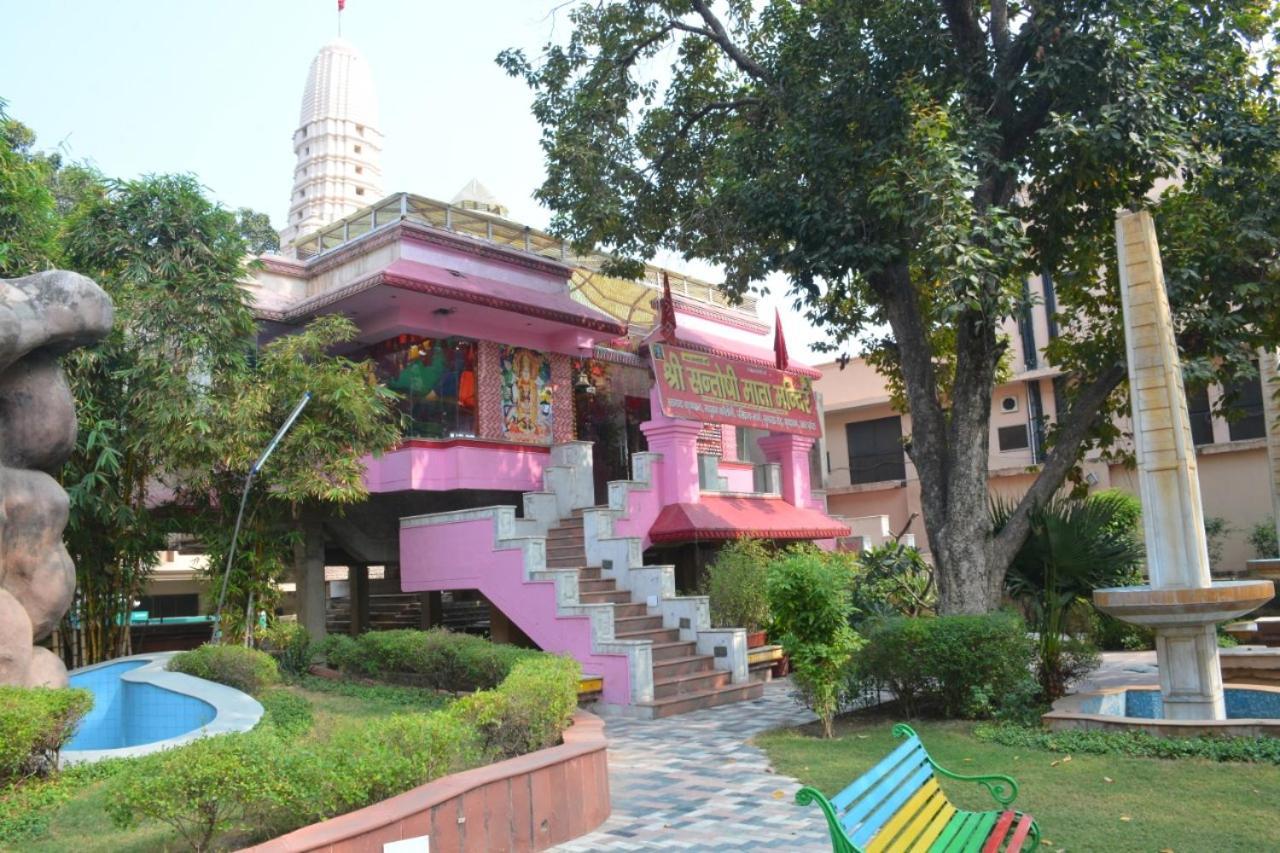 Ananda Krishna Van Vrindāvan Екстериор снимка