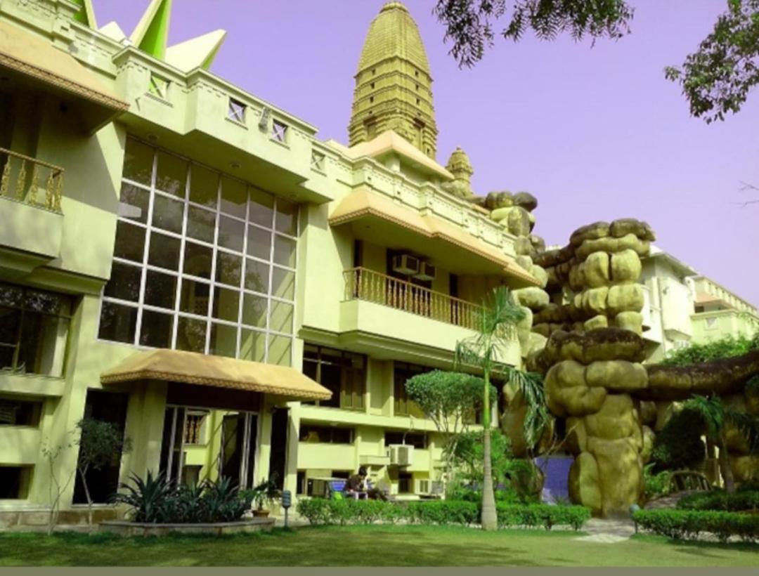 Ananda Krishna Van Vrindāvan Екстериор снимка
